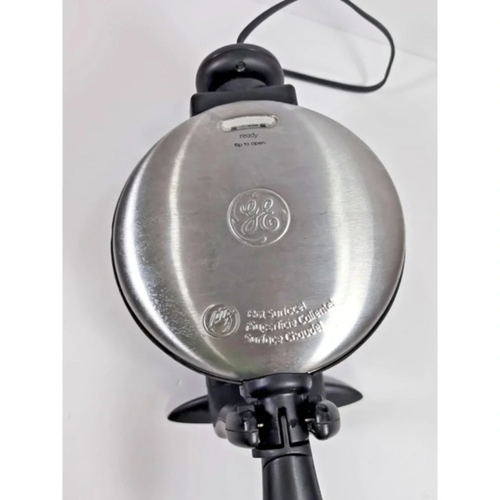 GE ROTATING Round WAFFLE MAKER model‎ 898678  Tested Working Stainless Non Stick